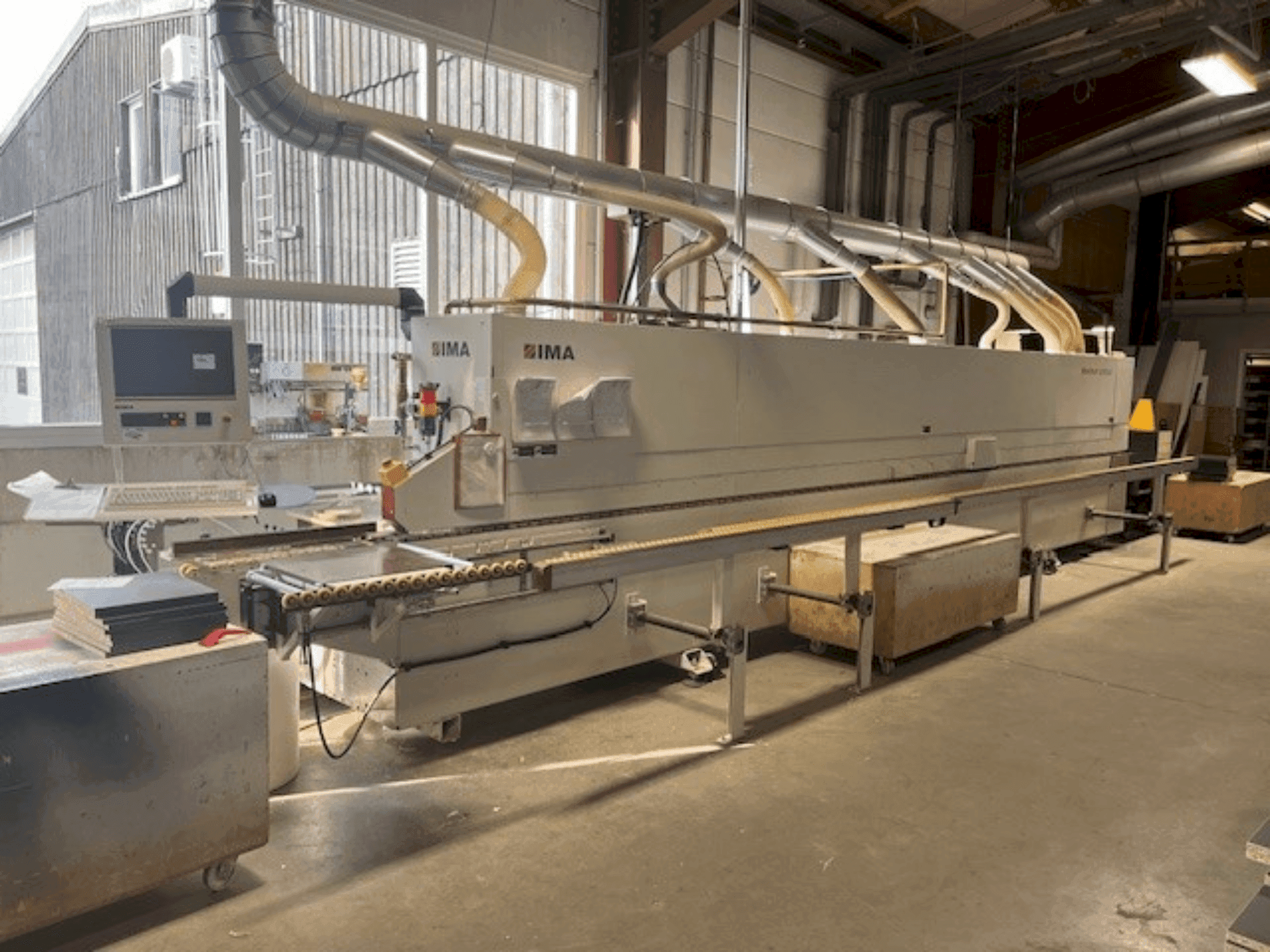 MACHINE_IMG_ALT_FRONT_VIEW