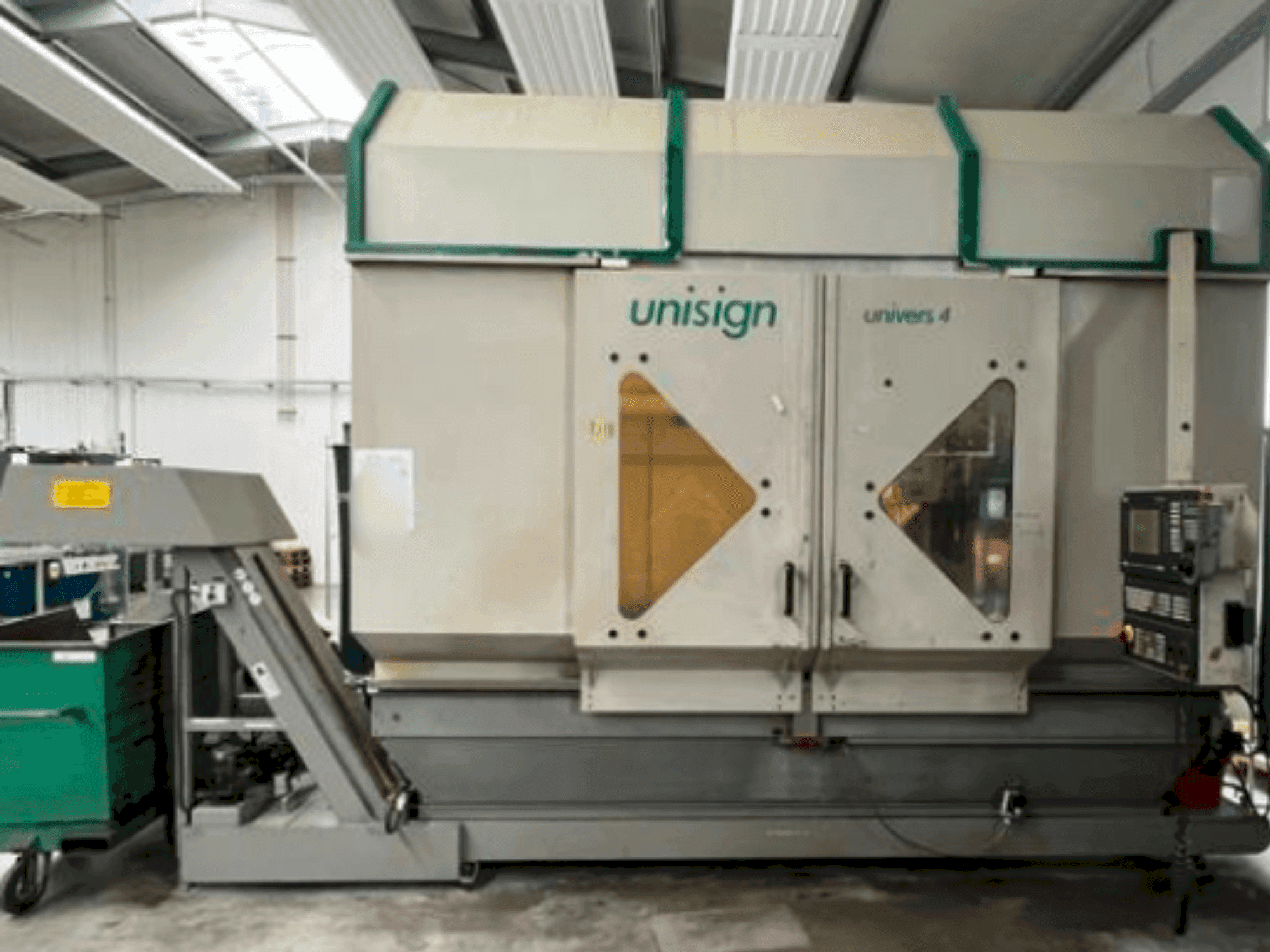 MACHINE_IMG_ALT_FRONT_VIEW