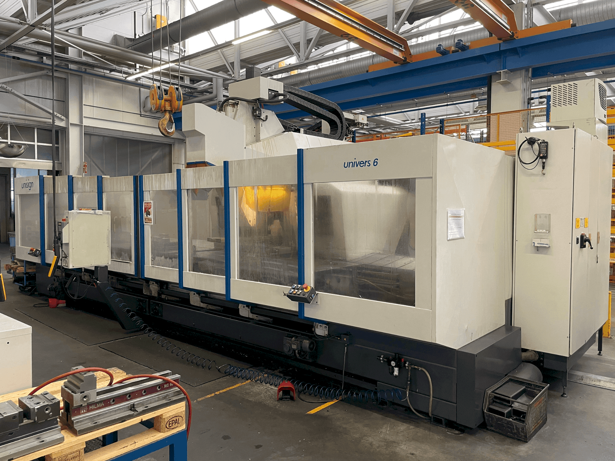 MACHINE_IMG_ALT_FRONT_VIEW