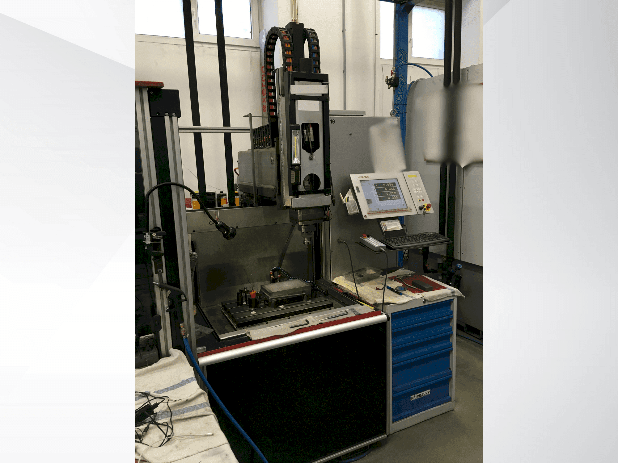MACHINE_IMG_ALT_FRONT_VIEW