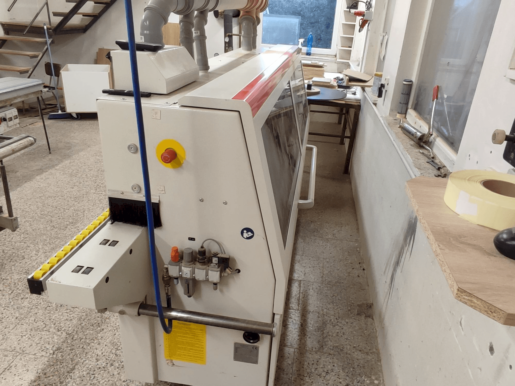 MACHINE_IMG_ALT_FRONT_VIEW