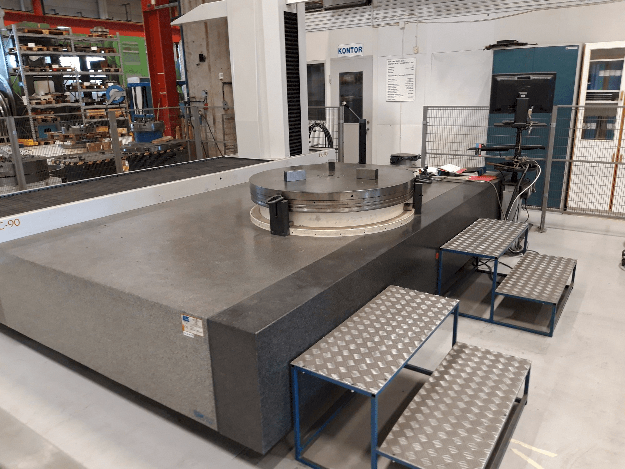 Front view of LK HC90 machine