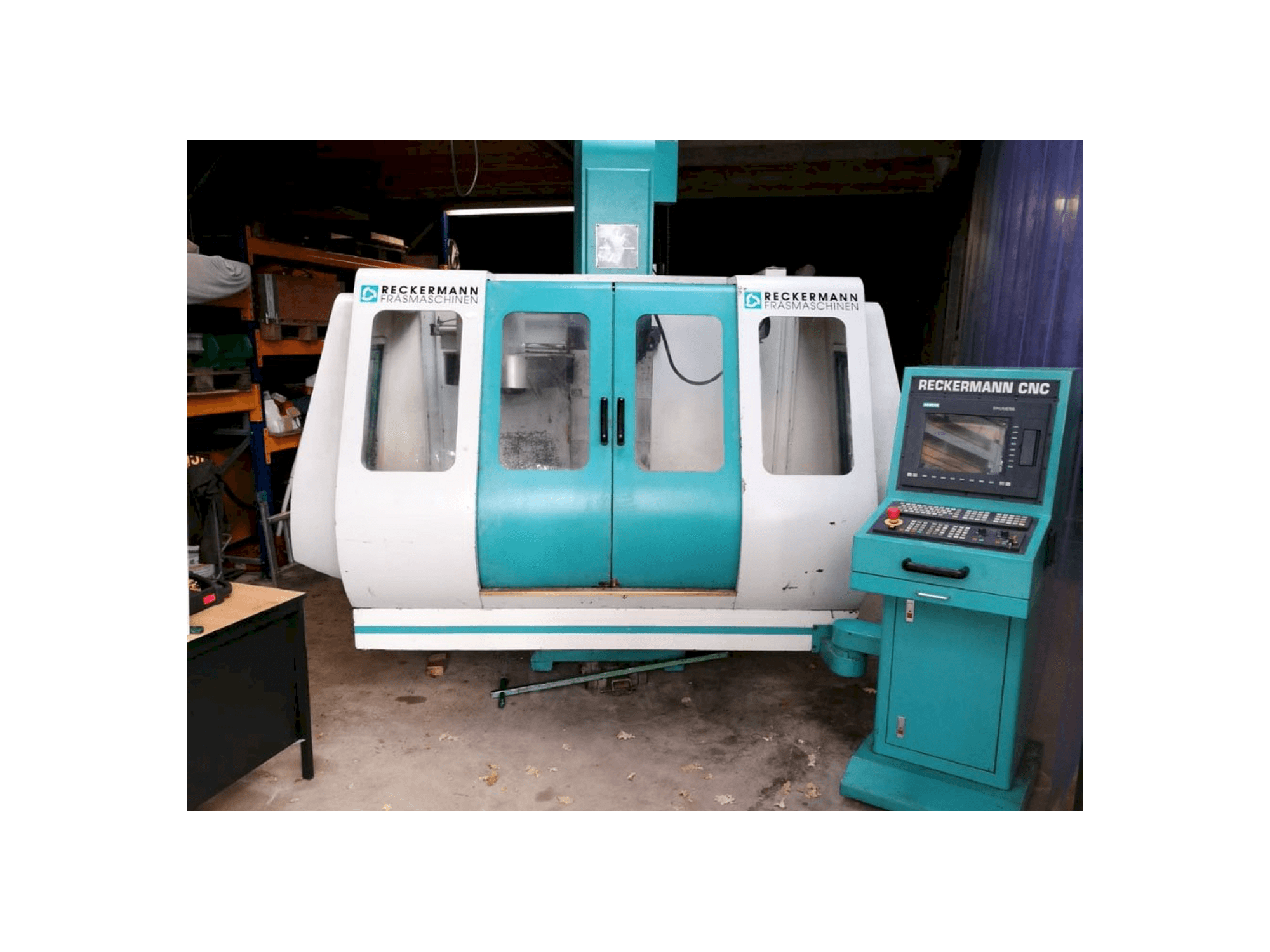 Front view of RECKERMANN VMC 850 Machine