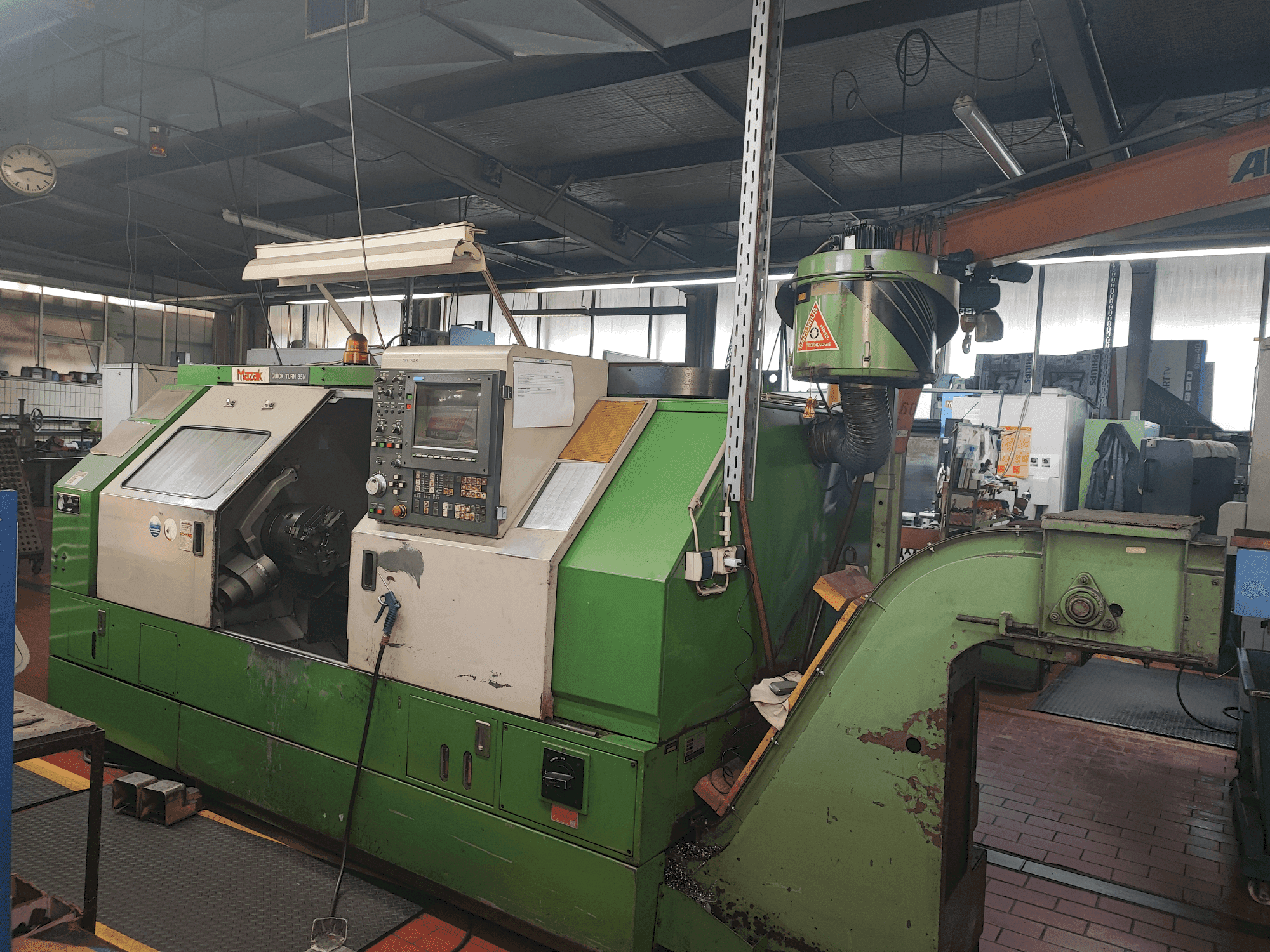 MACHINE_IMG_ALT_FRONT_VIEW
