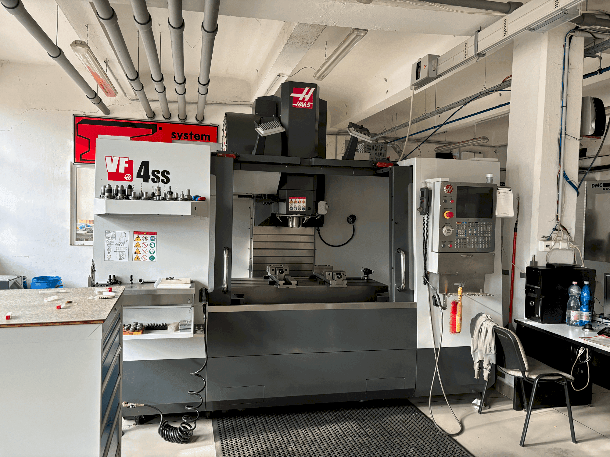 MACHINE_IMG_ALT_FRONT_VIEW