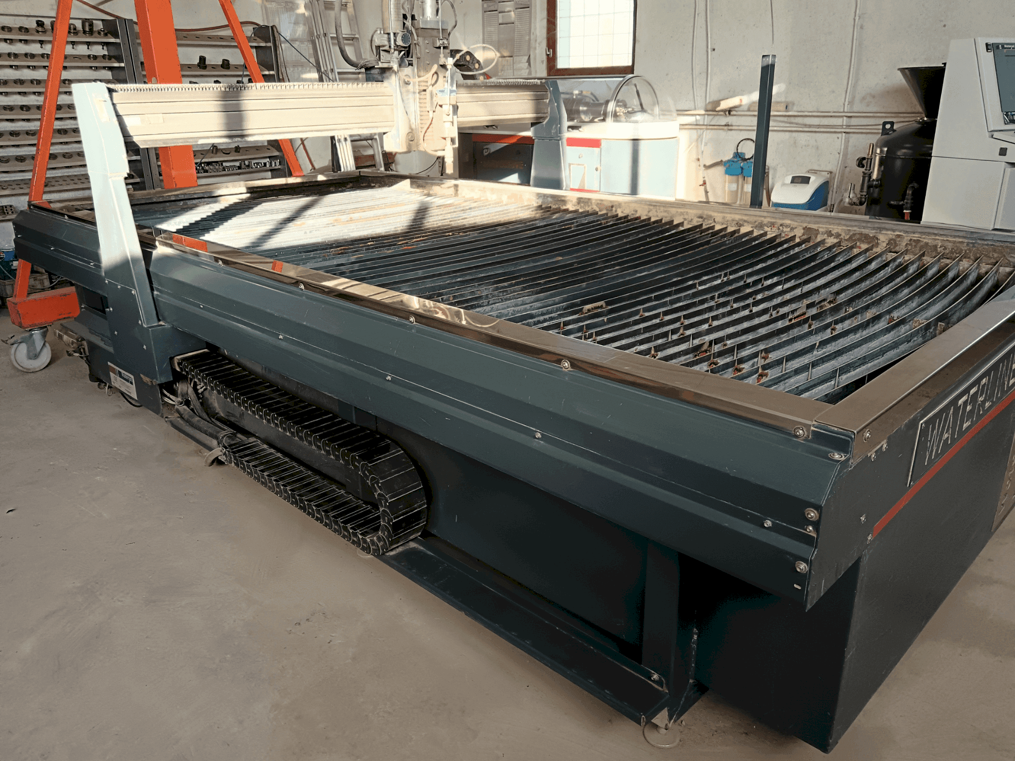MACHINE_IMG_ALT_FRONT_VIEW