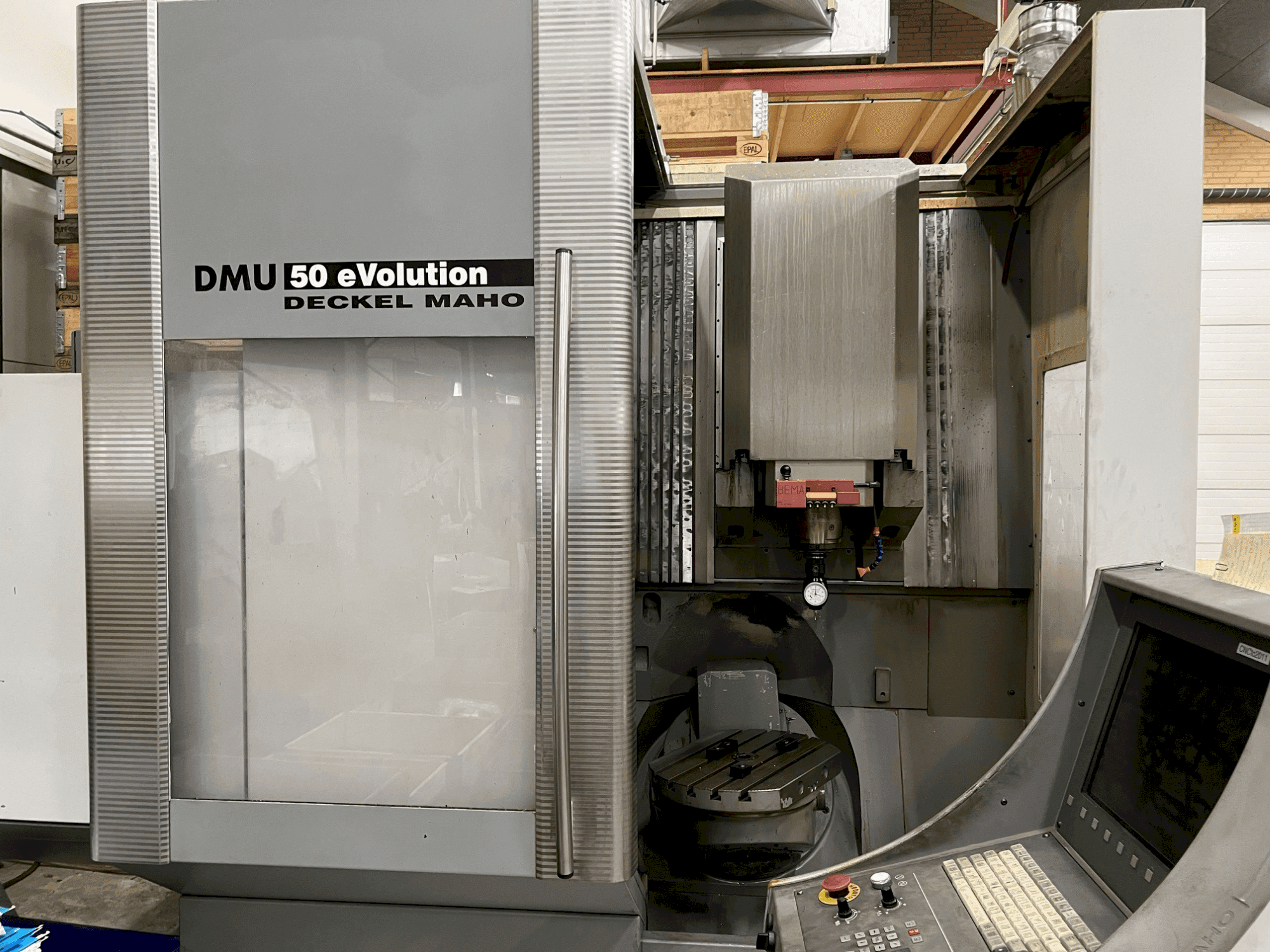 MACHINE_IMG_ALT_FRONT_VIEW