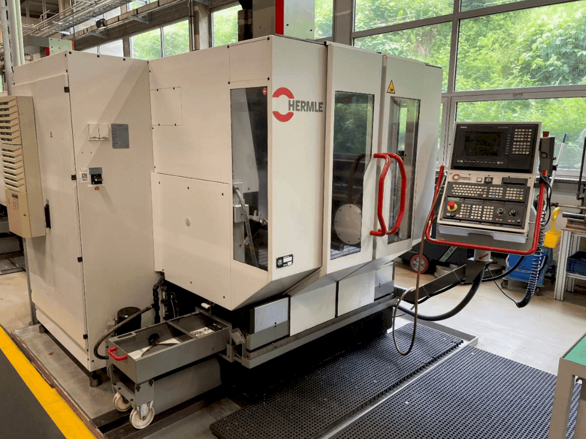 MACHINE_IMG_ALT_FRONT_VIEW