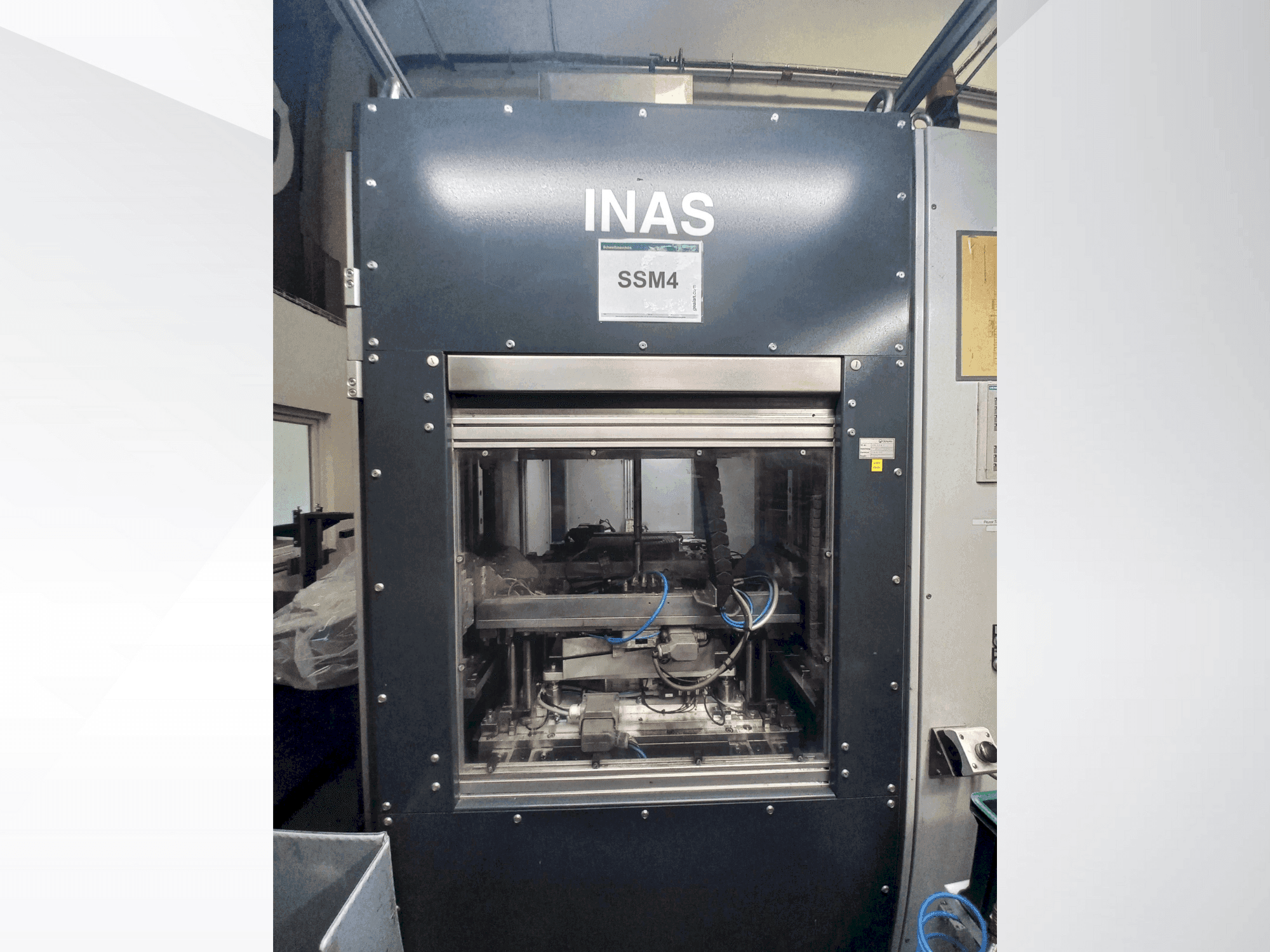 MACHINE_IMG_ALT_FRONT_VIEW