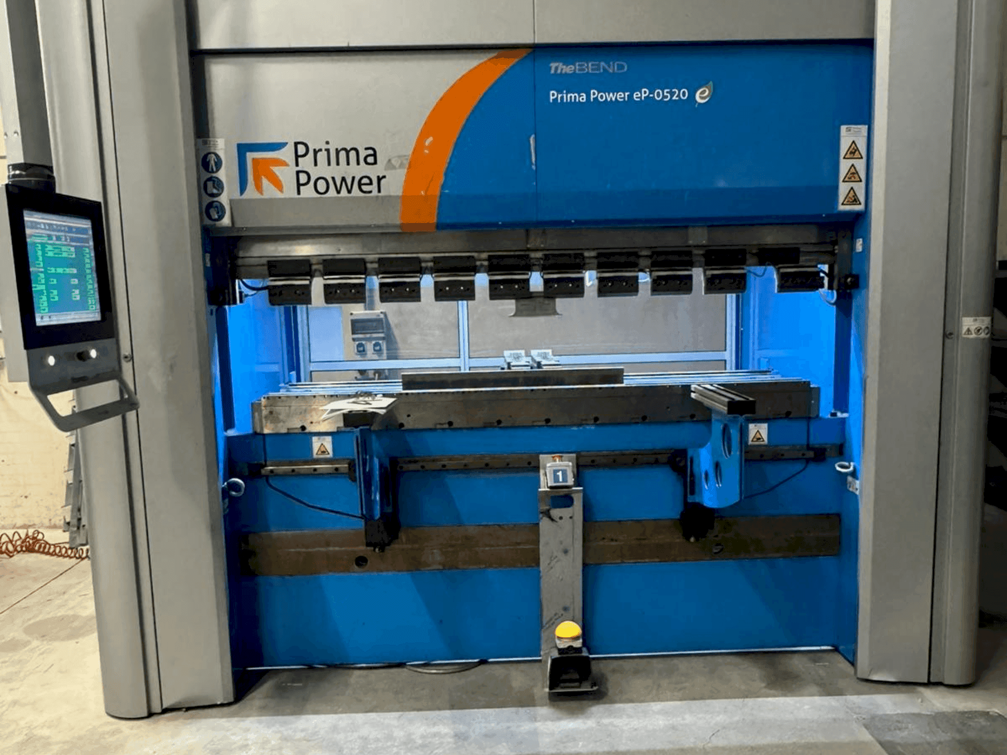 MACHINE_IMG_ALT_FRONT_VIEW