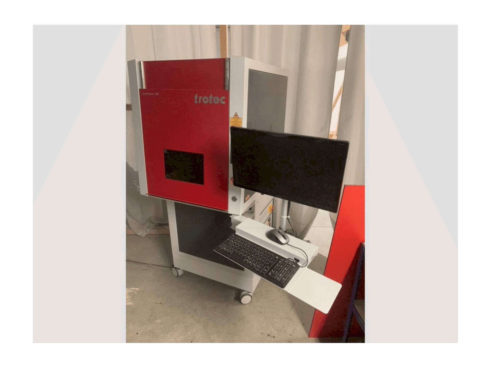 MACHINE_IMG_ALT_FRONT_VIEW