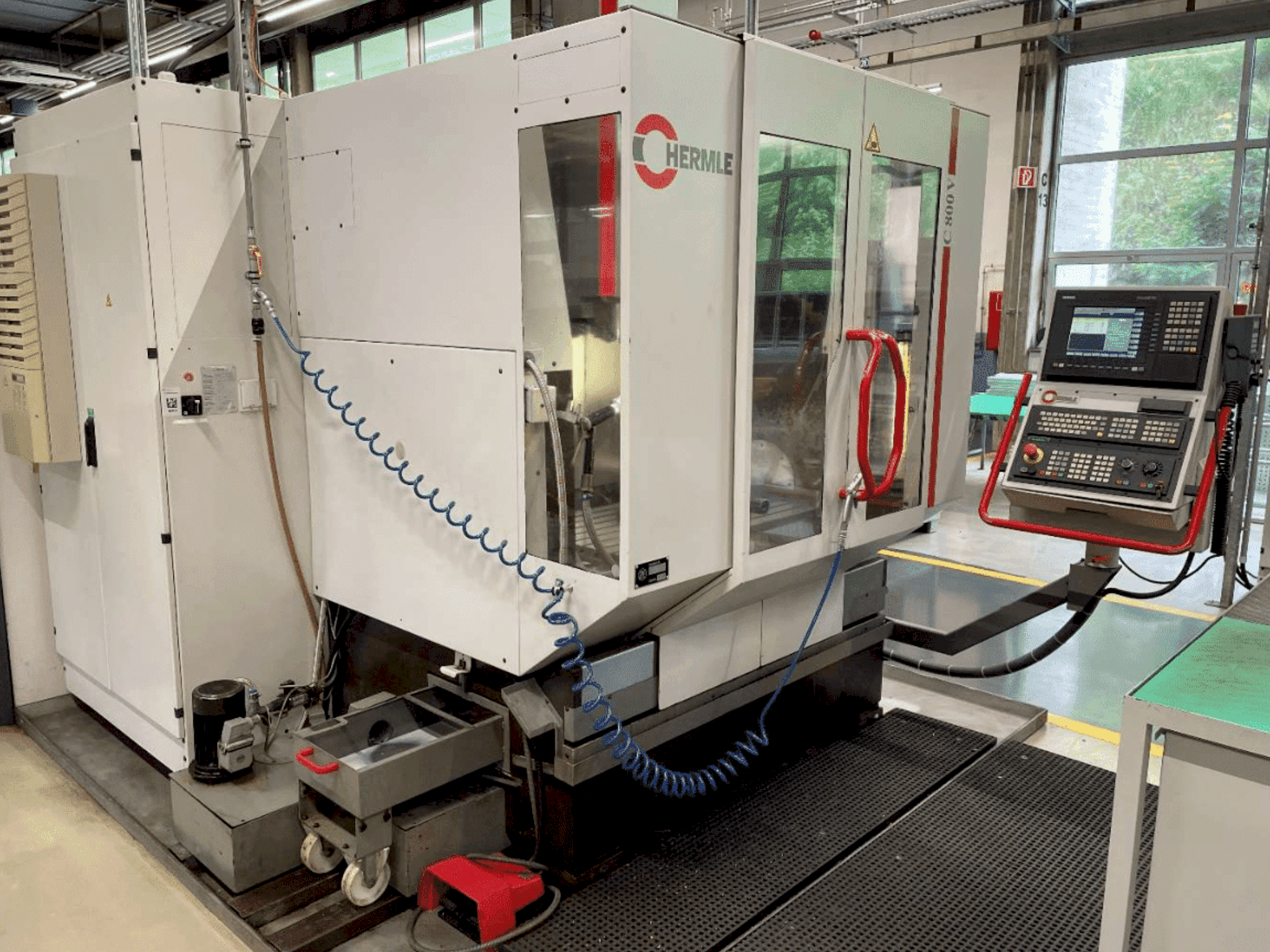 MACHINE_IMG_ALT_FRONT_VIEW