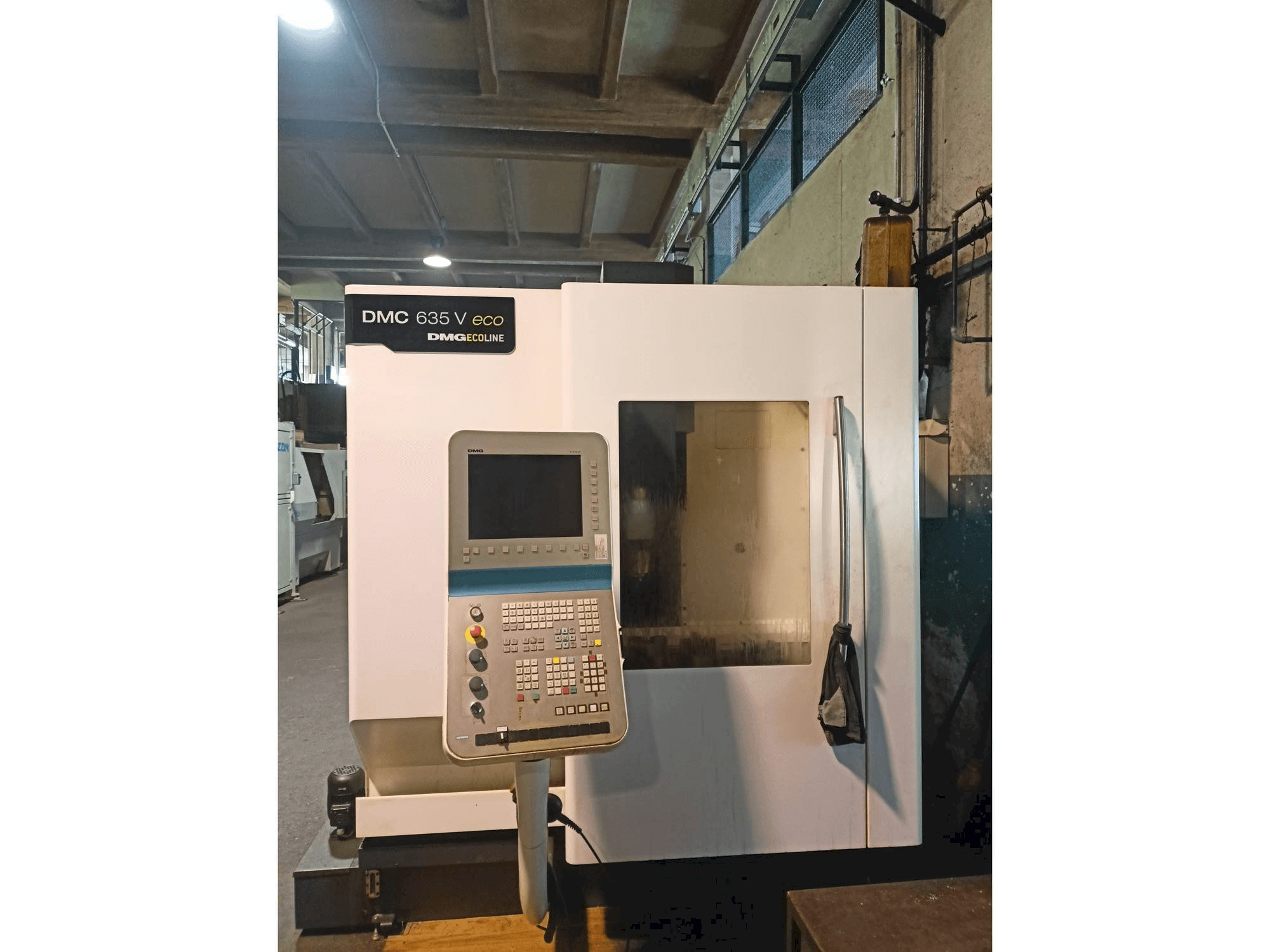 MACHINE_IMG_ALT_FRONT_VIEW