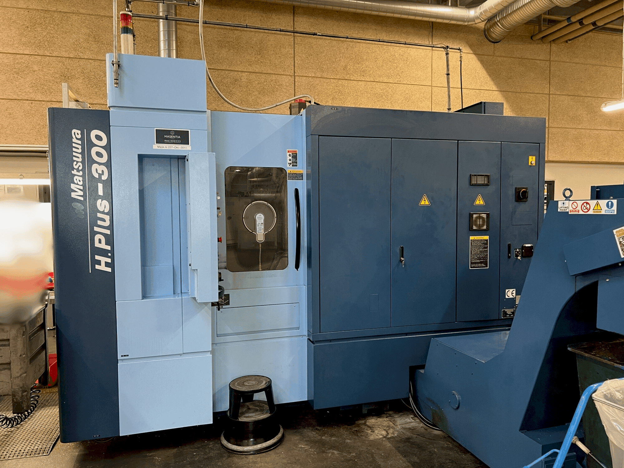 MACHINE_IMG_ALT_FRONT_VIEW