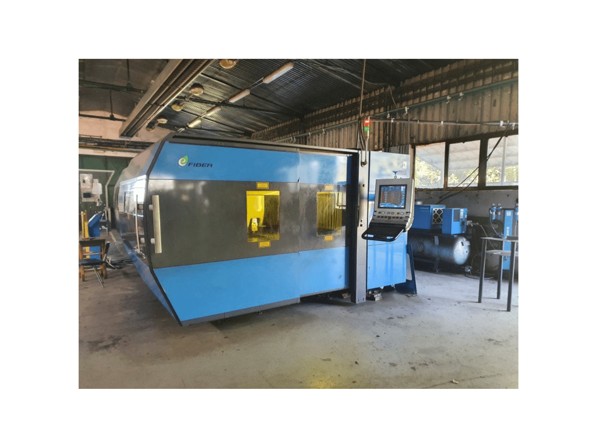 Front view of Prima Power Platino Fiber machine