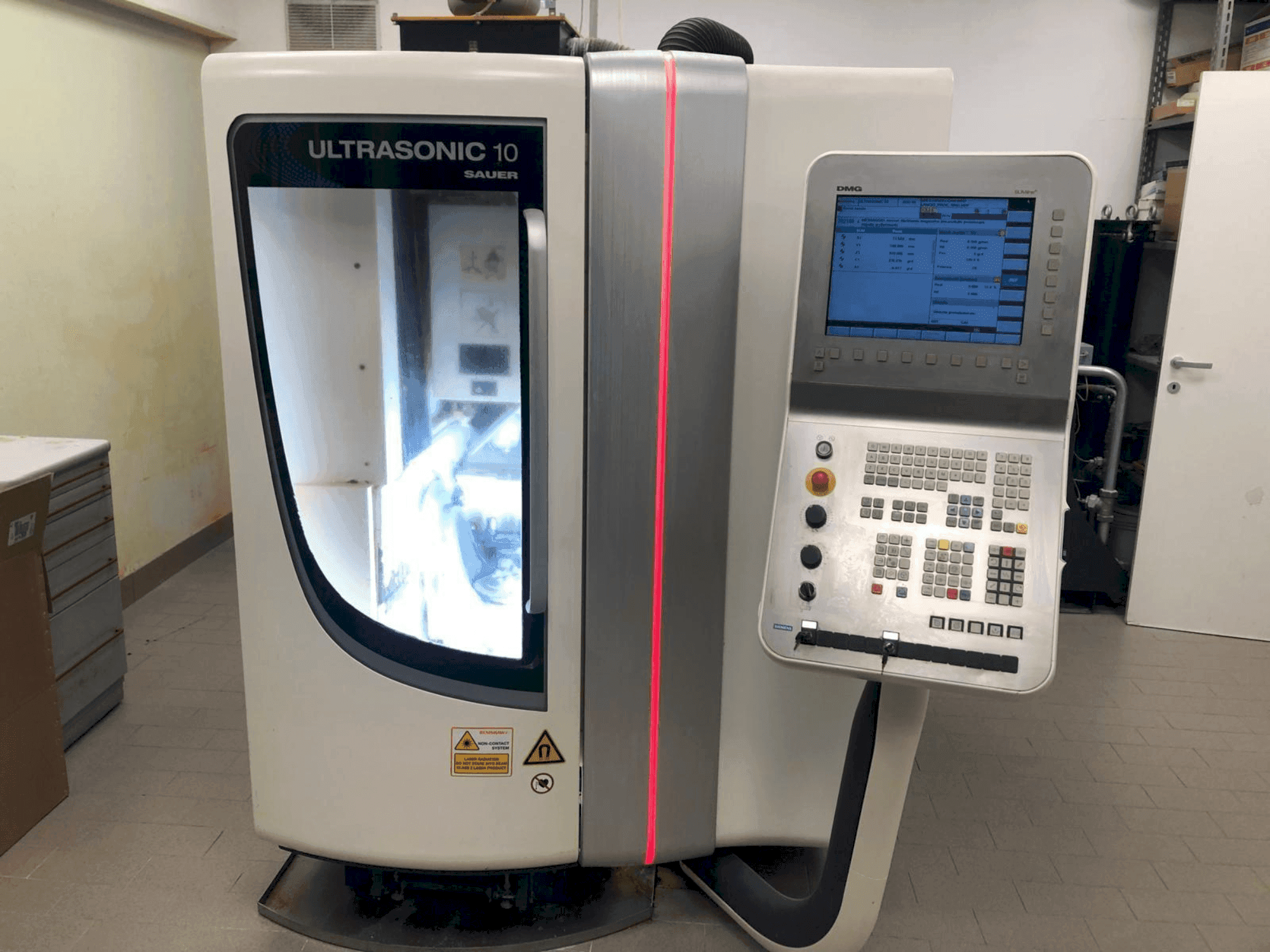MACHINE_IMG_ALT_FRONT_VIEW