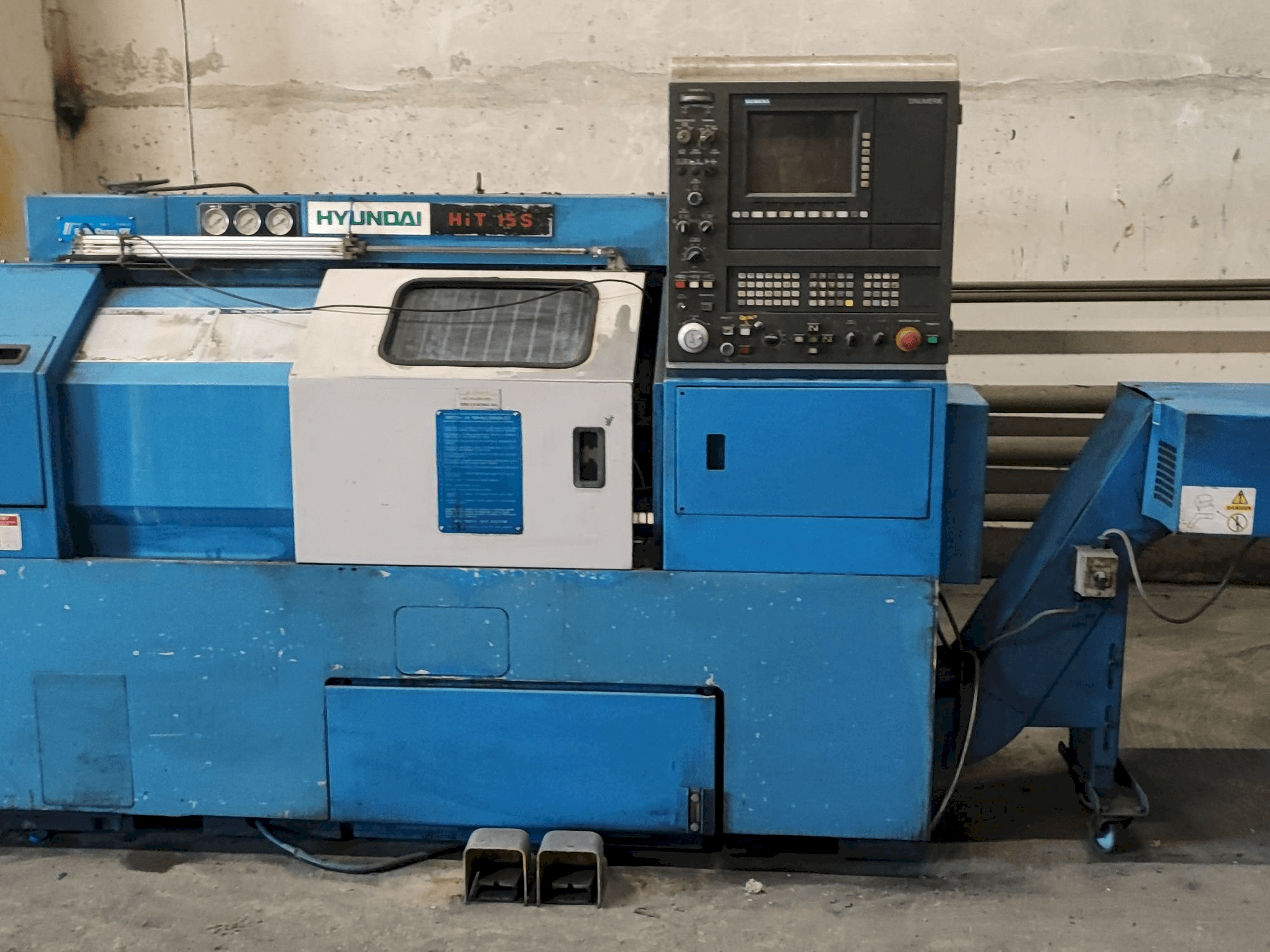 MACHINE_IMG_ALT_FRONT_VIEW