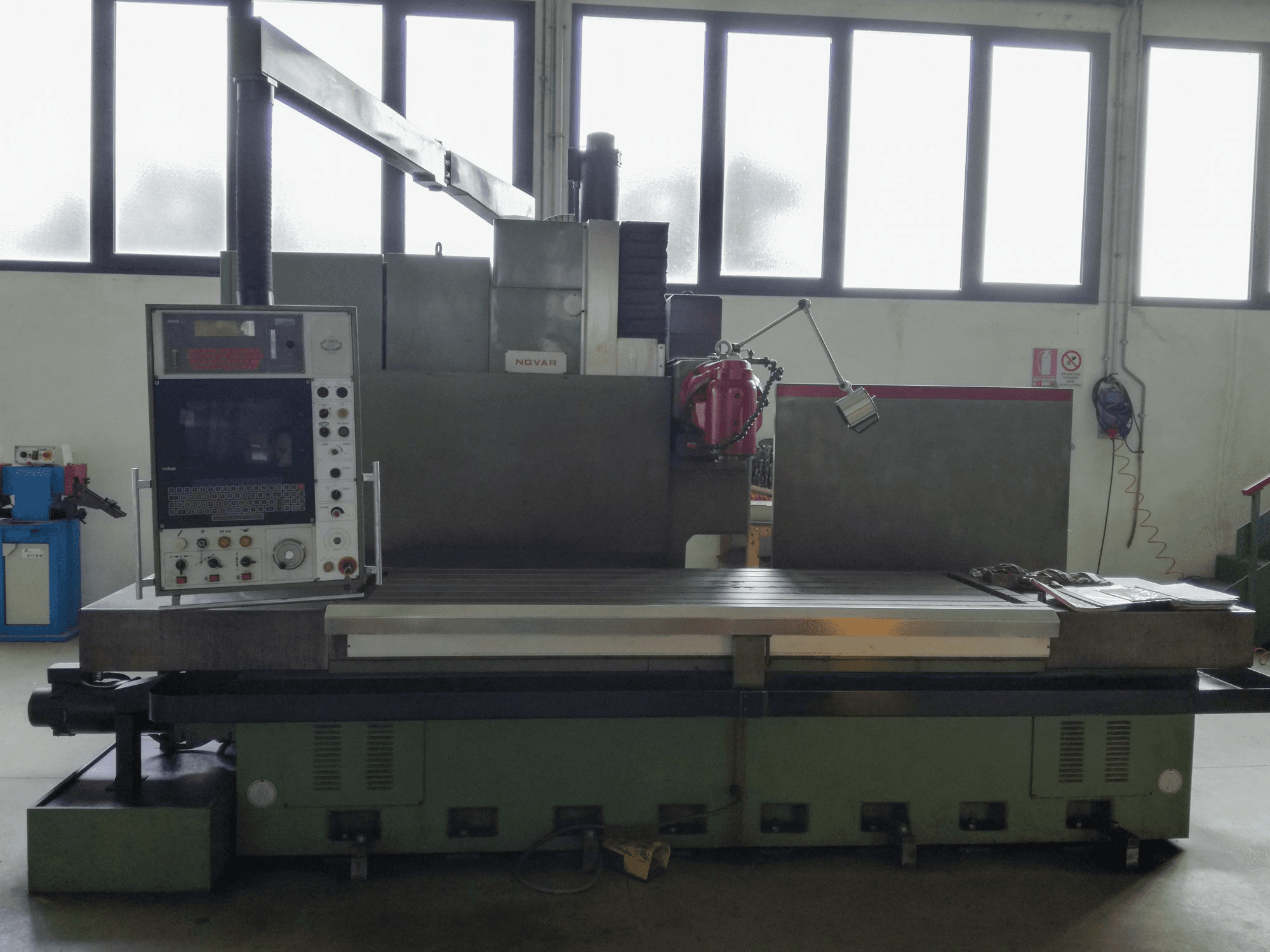 Front view of NOVAR KBF 2500 machine