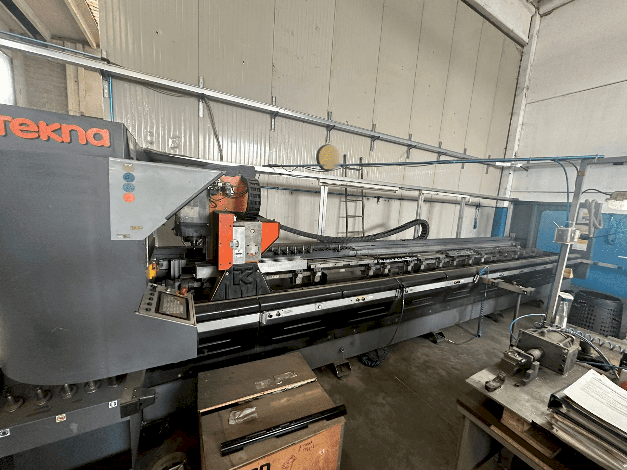 MACHINE_IMG_ALT_FRONT_VIEW