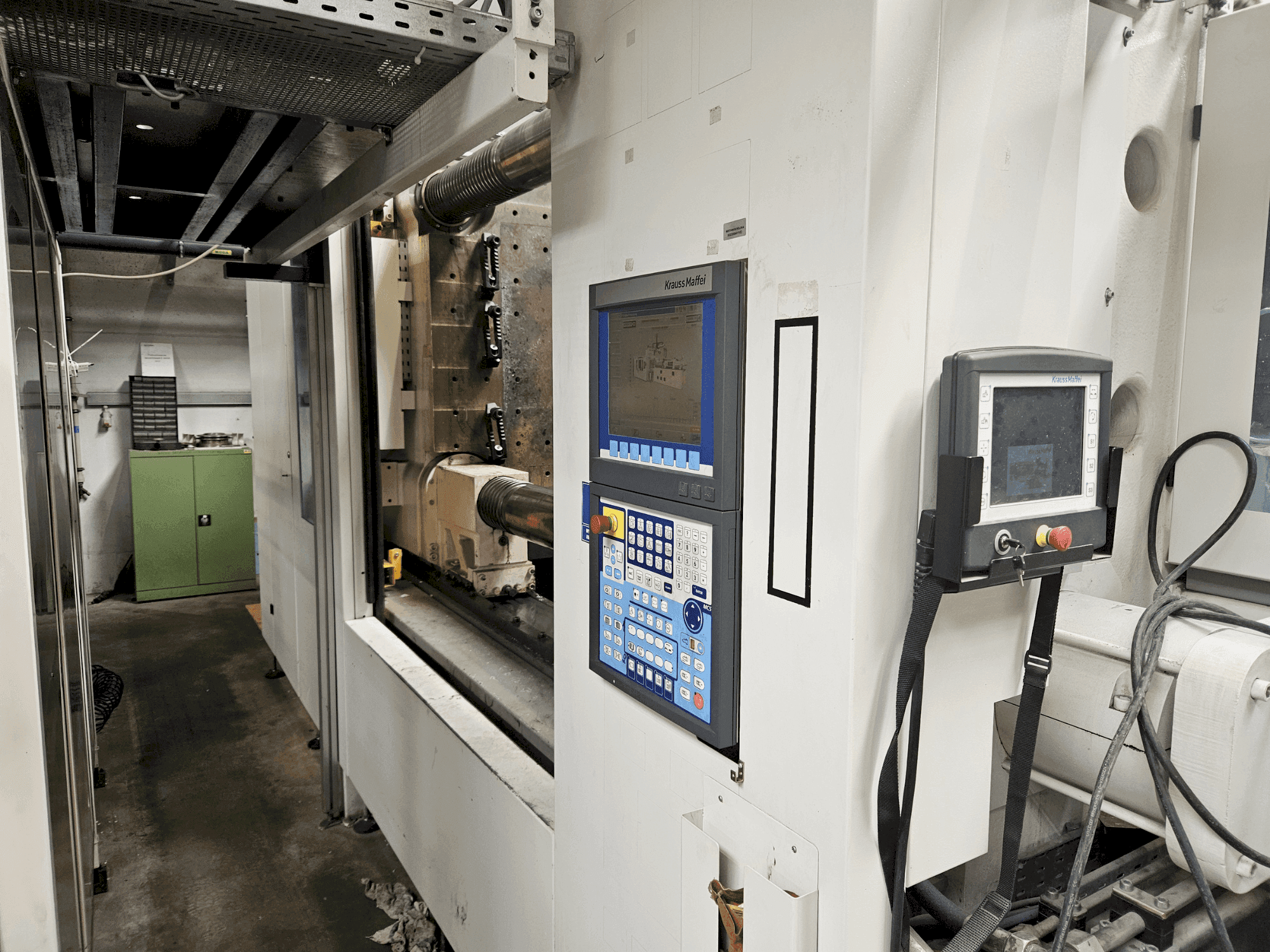 MACHINE_IMG_ALT_FRONT_VIEW