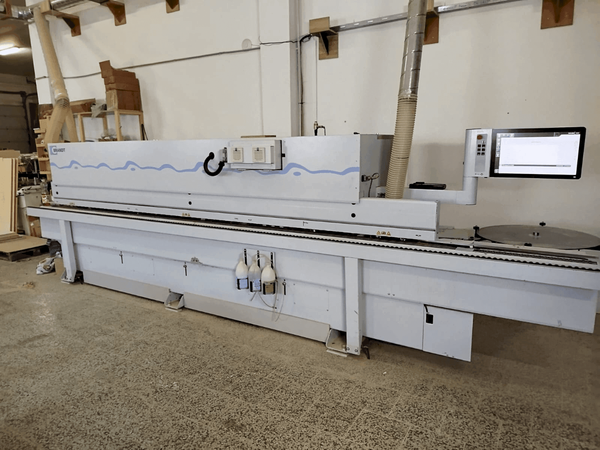 MACHINE_IMG_ALT_FRONT_VIEW