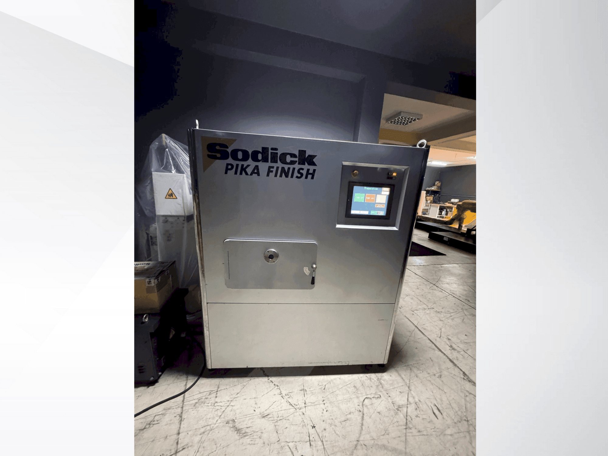 MACHINE_IMG_ALT_FRONT_VIEW