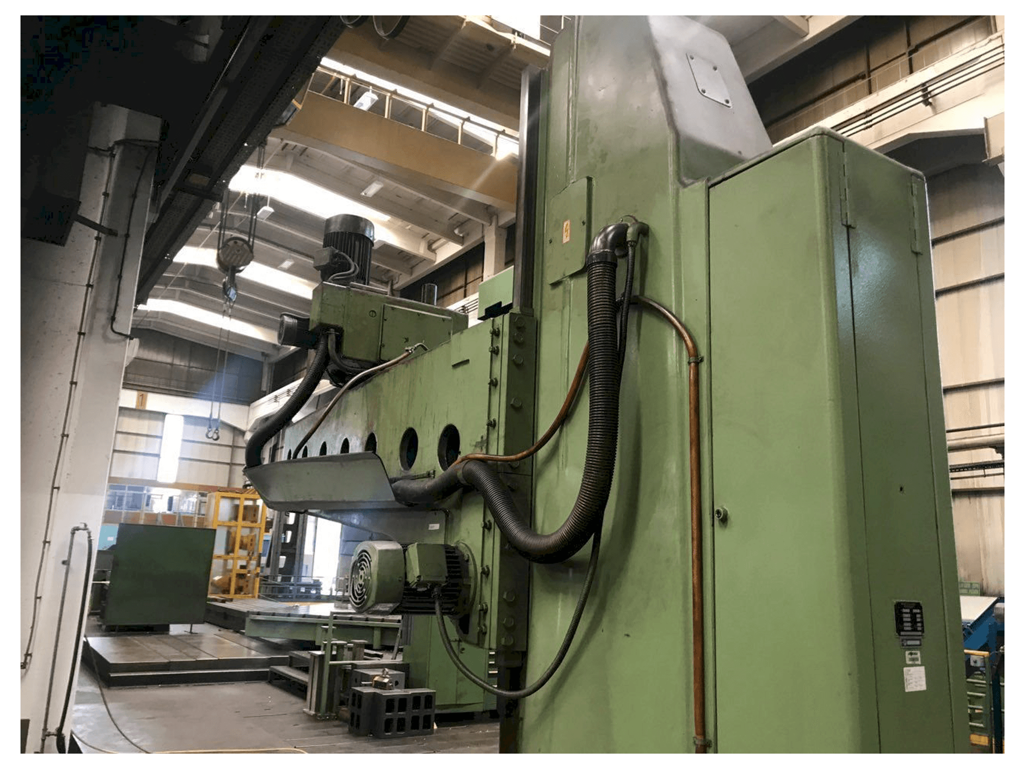 Front view of TOS Vrp 8 A machine