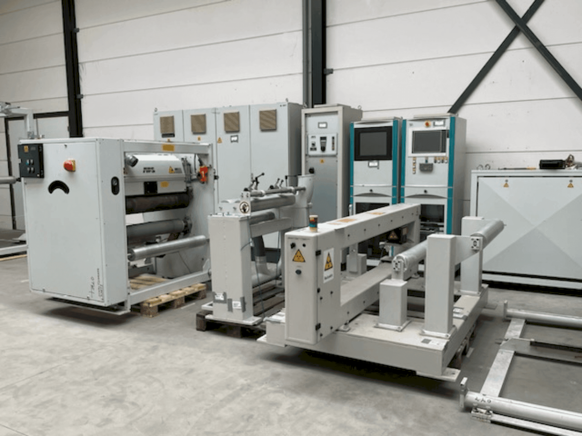 MACHINE_IMG_ALT_FRONT_VIEW