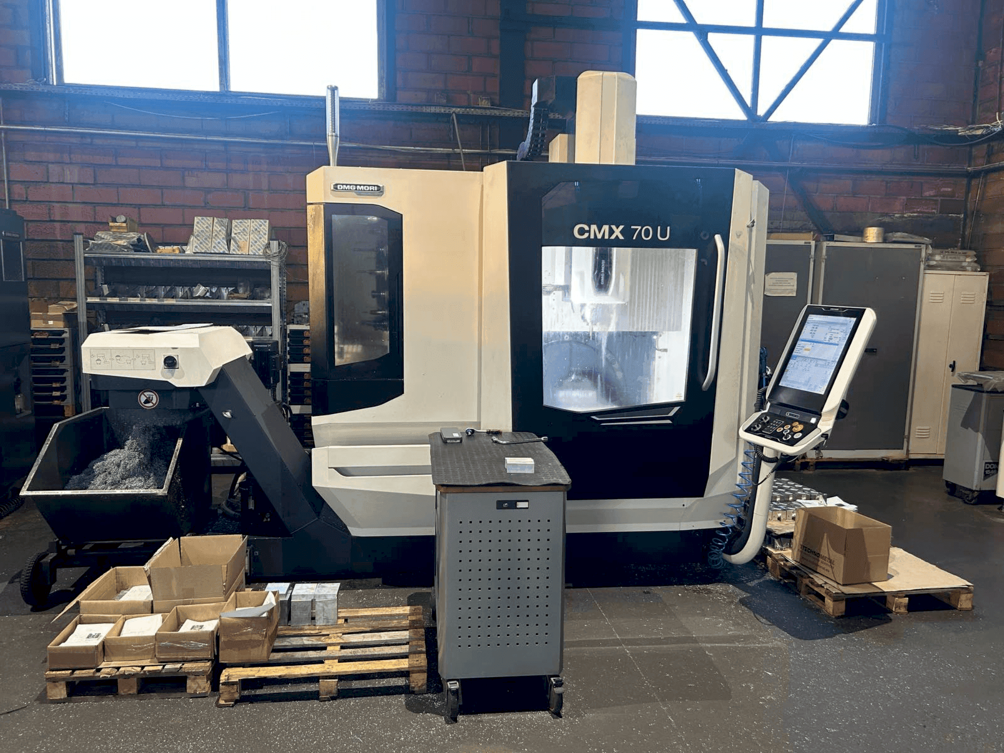MACHINE_IMG_ALT_FRONT_VIEW