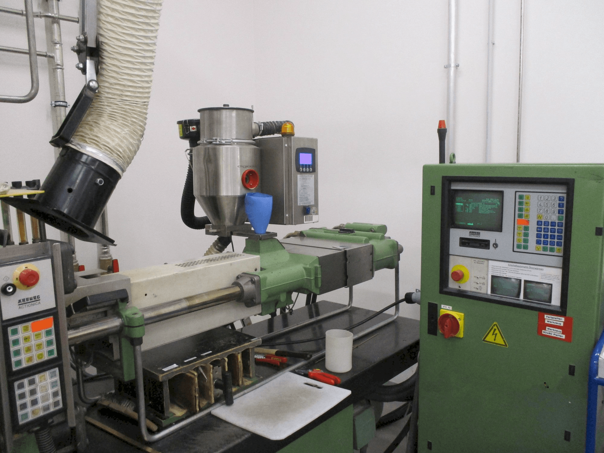 MACHINE_IMG_ALT_FRONT_VIEW