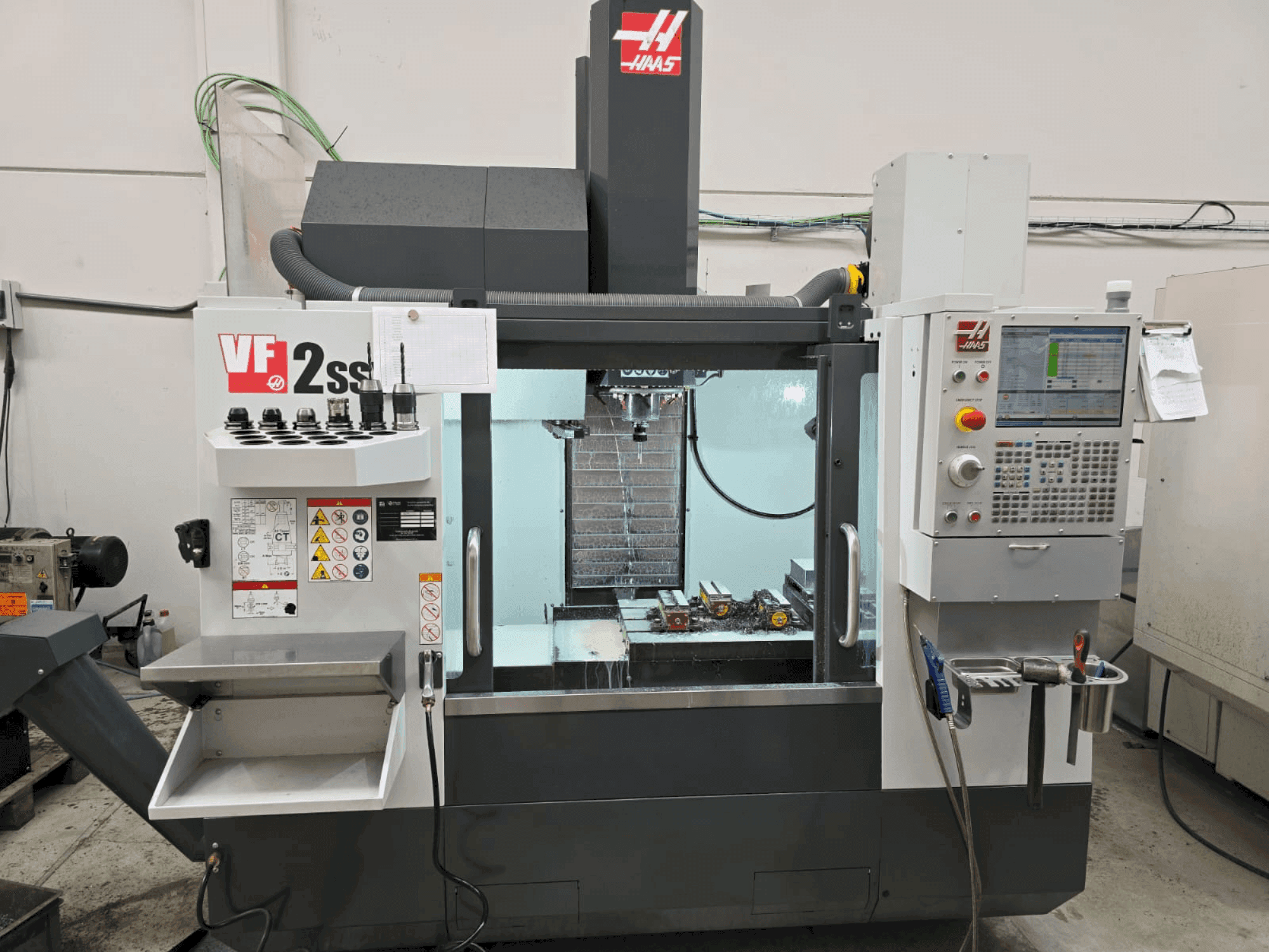 MACHINE_IMG_ALT_FRONT_VIEW