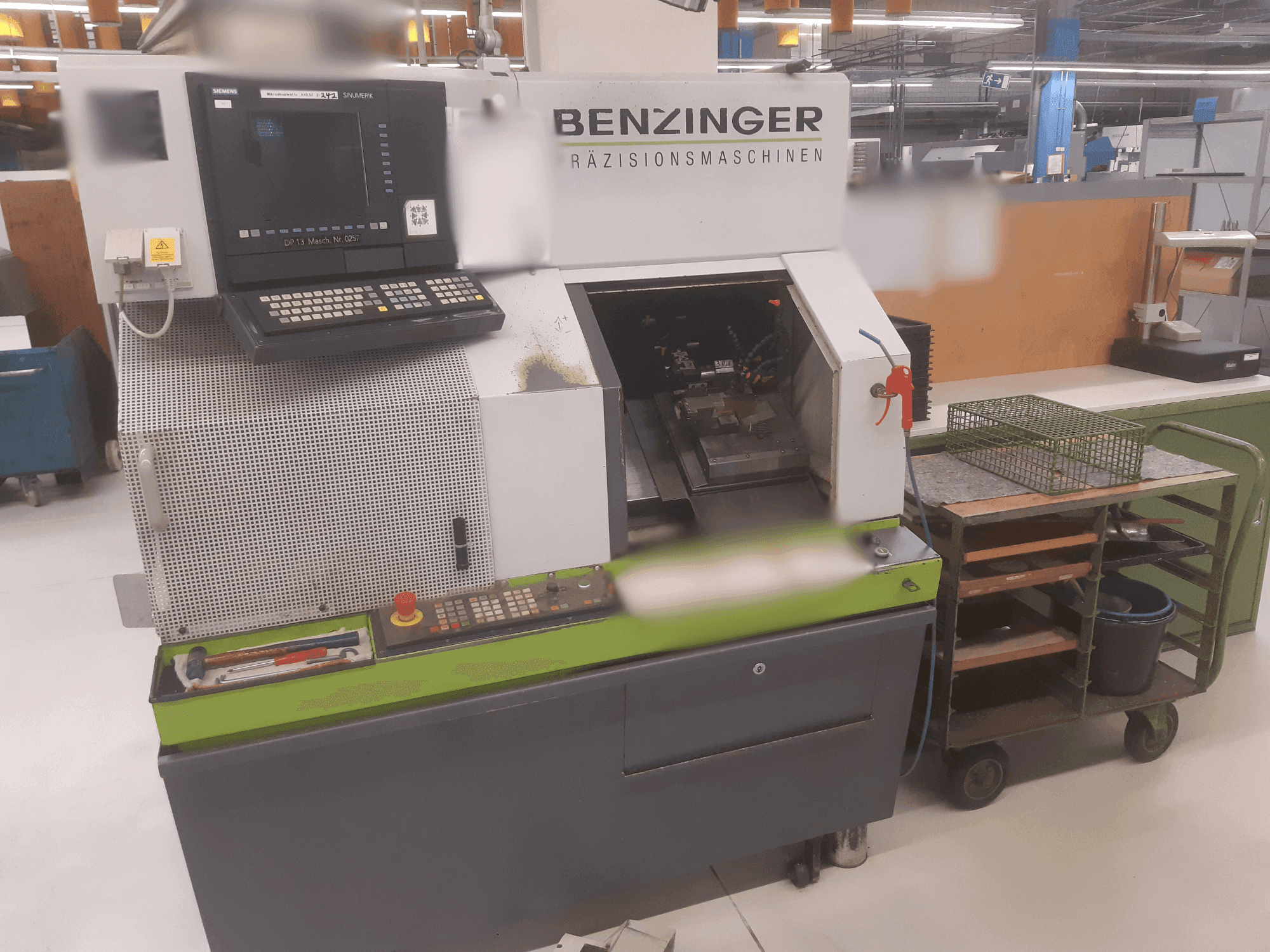 MACHINE_IMG_ALT_FRONT_VIEW