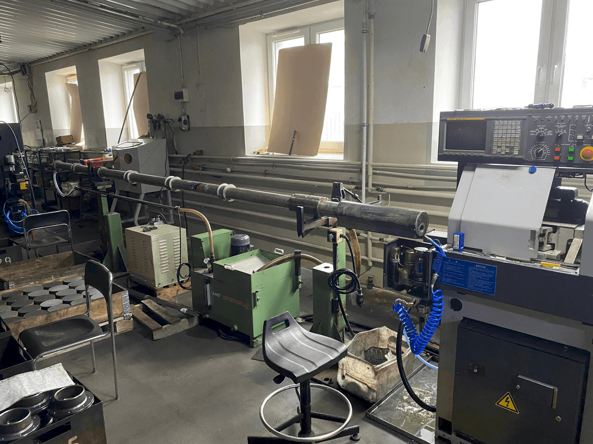 MACHINE_IMG_ALT_FRONT_VIEW