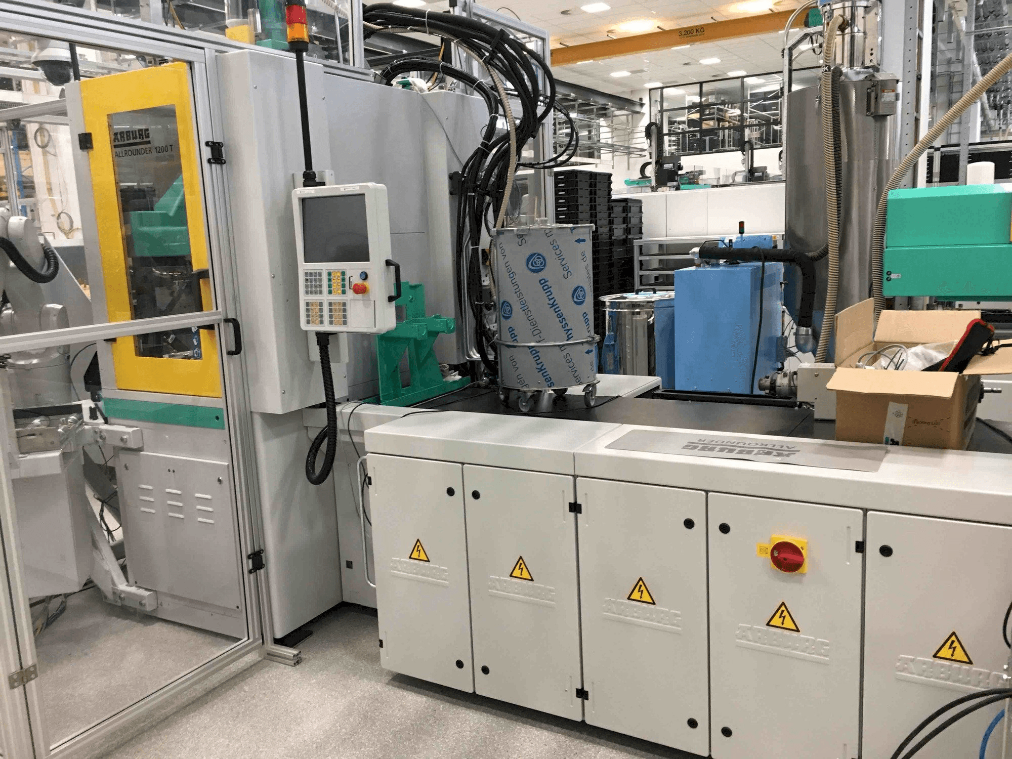 Front view of Arburg ALLROUNDER 1200 T 800 - 70 (2017) machine