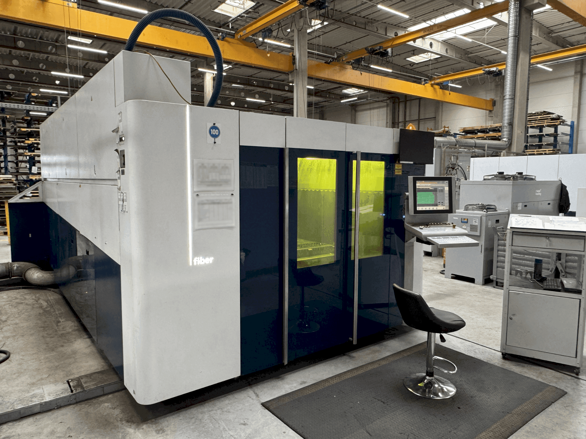 MACHINE_IMG_ALT_FRONT_VIEW