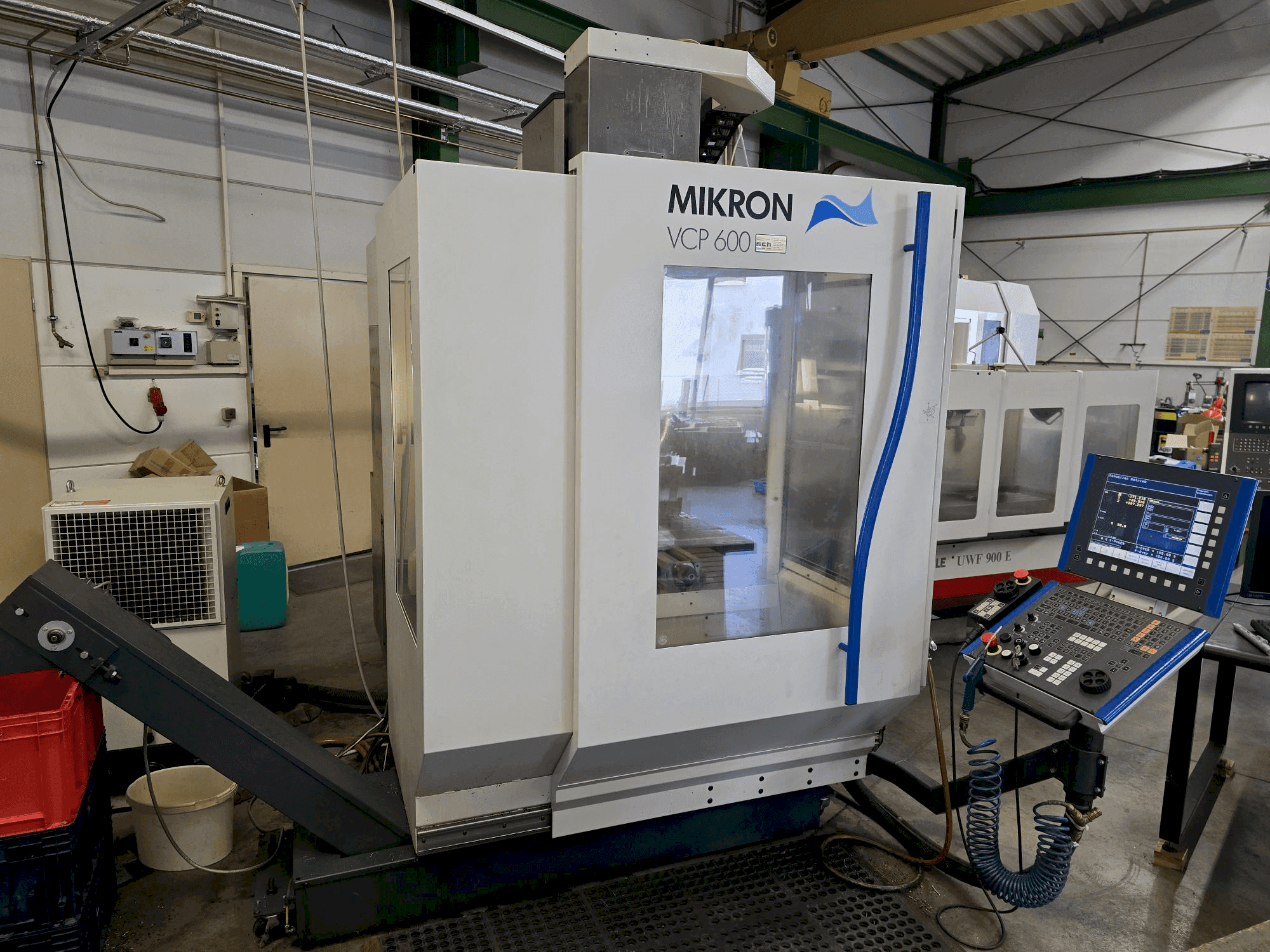 MACHINE_IMG_ALT_FRONT_VIEW