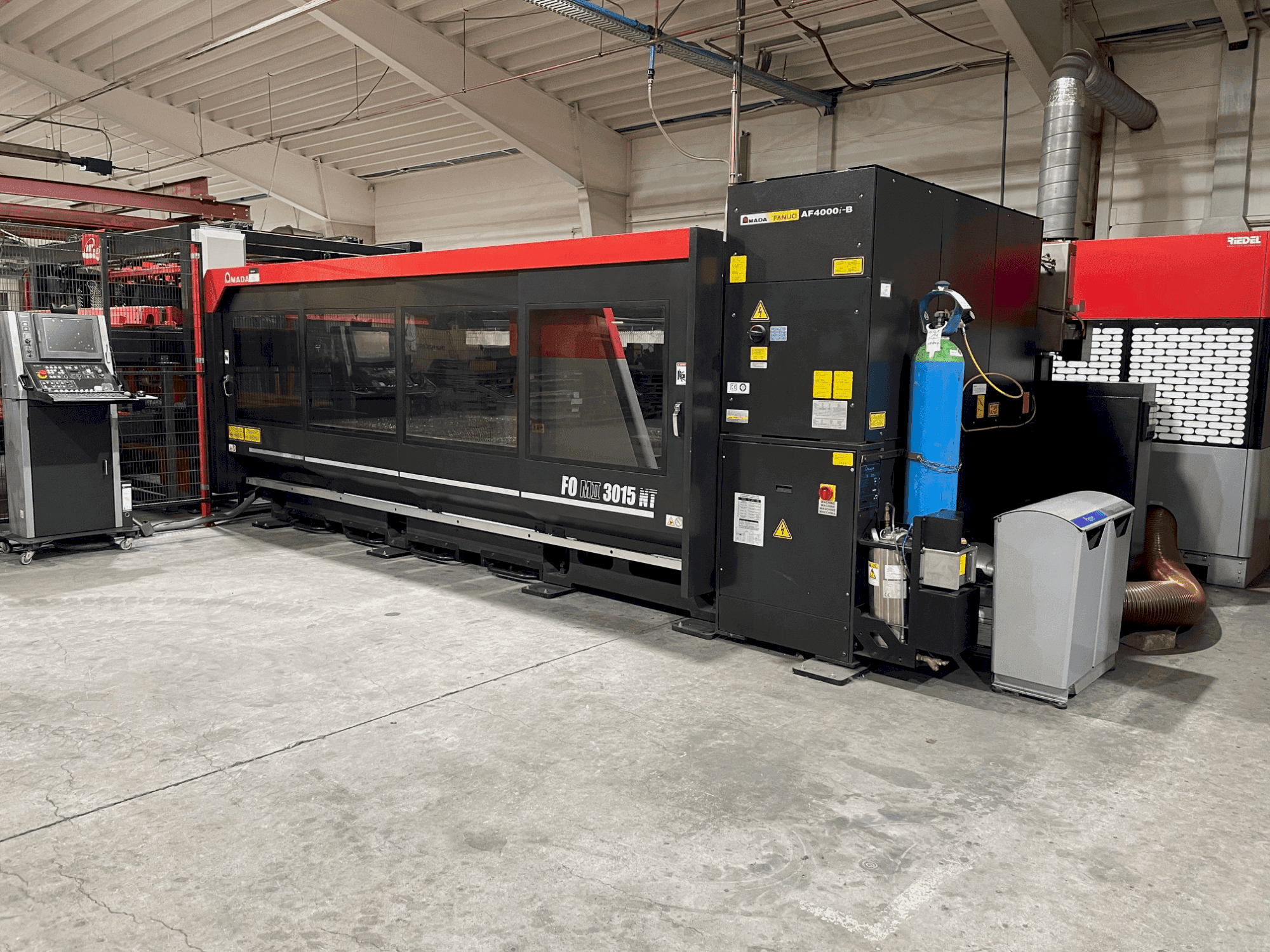 MACHINE_IMG_ALT_FRONT_VIEW