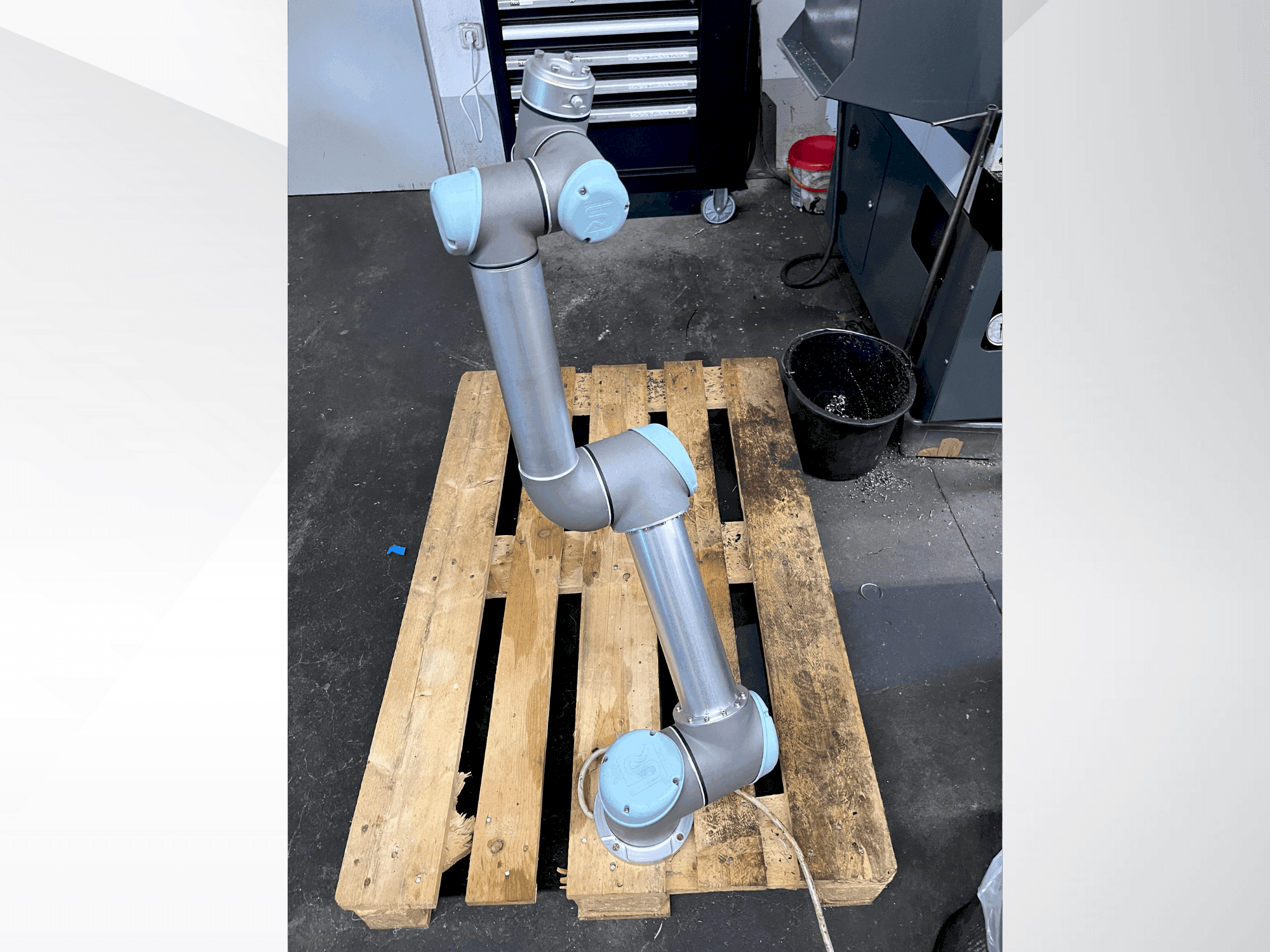 MACHINE_IMG_ALT_FRONT_VIEW